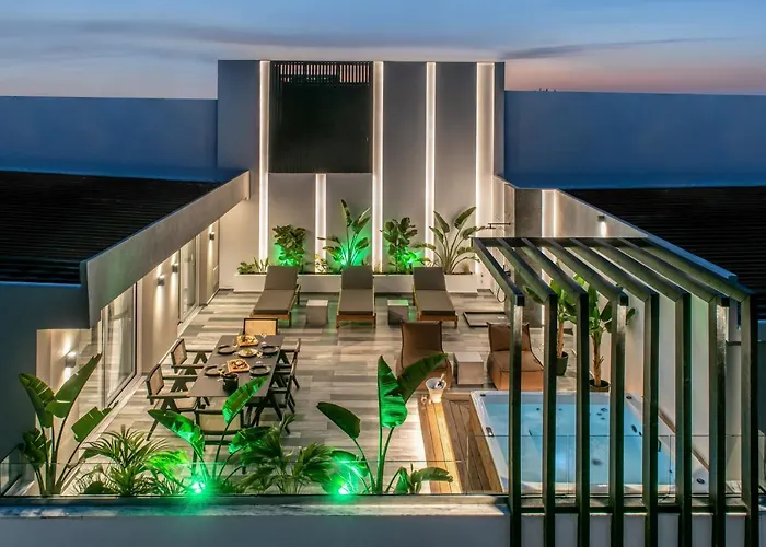 Maison Aqua Suite With Private Mini Pool Jacuzzi